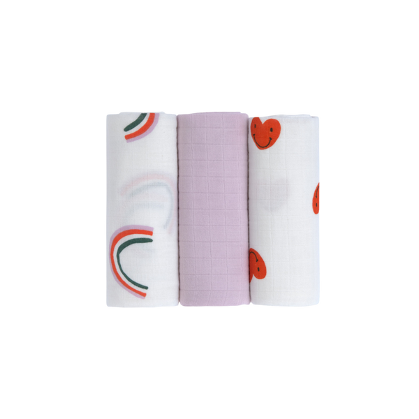 The 60 x 60 cm swaddles from LÄSSIG (three in a pack) come in plain colors and playful prints. They are made from cotton (organic) and are therefore particularly gentle on sensitive baby skin.
Ships to US and Canada Duty Free